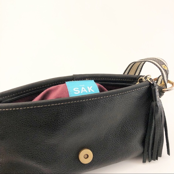 The Sak Leather Shoulder Bag - Picture 2 of 6